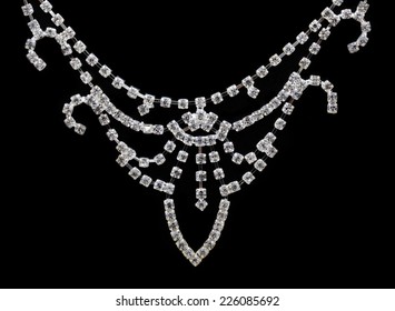 Round Diamonds Necklace