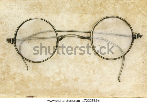 Old glasses teenager vintage