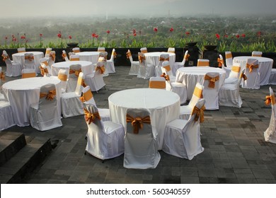 Imagenes Fotos De Stock Y Vectores Sobre Wedding Round Table