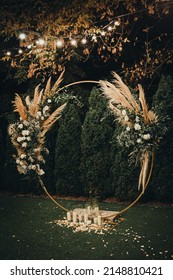 Round Wedding Arch With Pampass Grass And Flowers