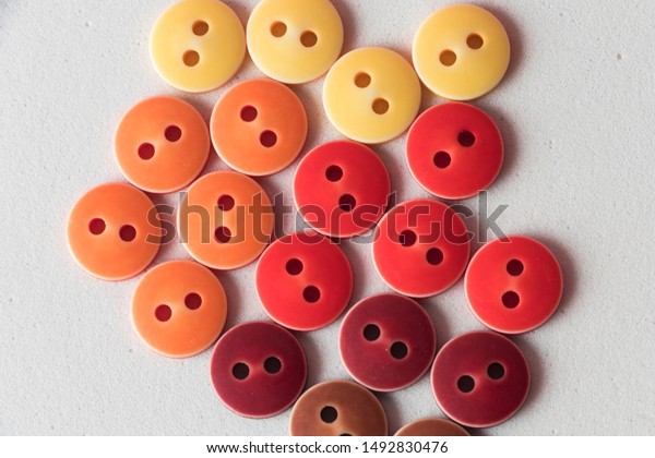 red buttons for crafts