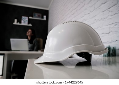 142,734 White Construction Hat Images, Stock Photos & Vectors ...