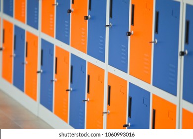 Row of drawer with lock