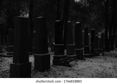 Row of graves in the winter