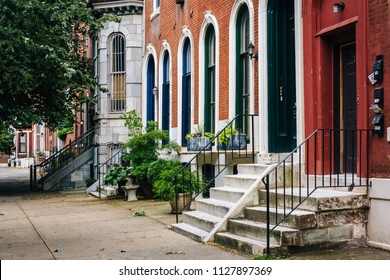 351 Philadelphia row homes Images, Stock Photos & Vectors | Shutterstock