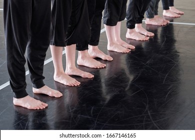 ballet barefoot