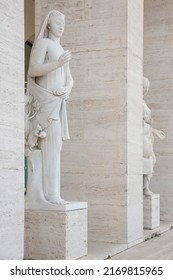 Row Of Statues And Arches Of The Palazzo Della Civiltà Italiana, Known As Square Colosseum, Located In Rome, Italy. 