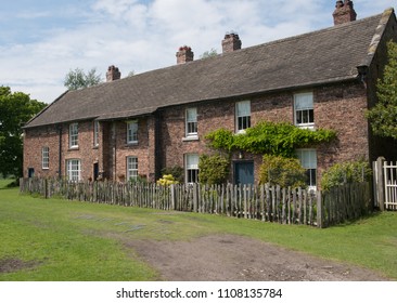 Row Of Victorian Terraced Cottages In Rural Cheshire, England, UK