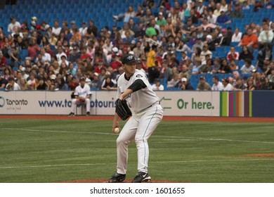 Roy Halladay Prepares To Pitch