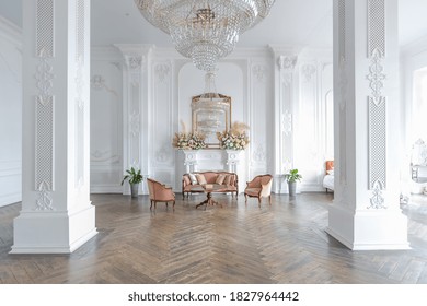 6,508 Royal Empty Room Images, Stock Photos & Vectors 