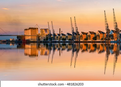 Imágenes Fotos De Stock Y Vectores Sobre London Docklands