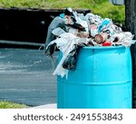 rubbish bins, rubbish bins on the streets