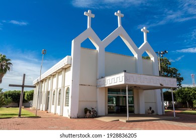Modern Church Building Bilder Stockfotos Und Vektorgrafiken Shutterstock