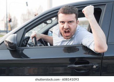 Rude man driving his car and arguing a lot