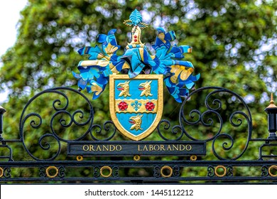 Rugby Warwickshire UK 09/04/2017 Queens Gate, Rugby School With Rugby School Crest