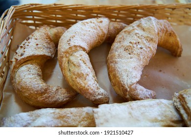 Rugelah With Jam. Home Baking. Rugelah With Jam.