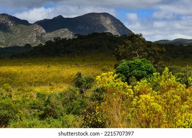 Rugged Mountains And Mixed Atlantic Rainforest And Cerrado Vegetation In The Caraça Natural Park, Santuário Do Caraça, Catas Altas, Minas Gerais State, Brazil