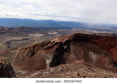 Rugged Path Through The Tongariro Alpine Crossing (Middle Earth)