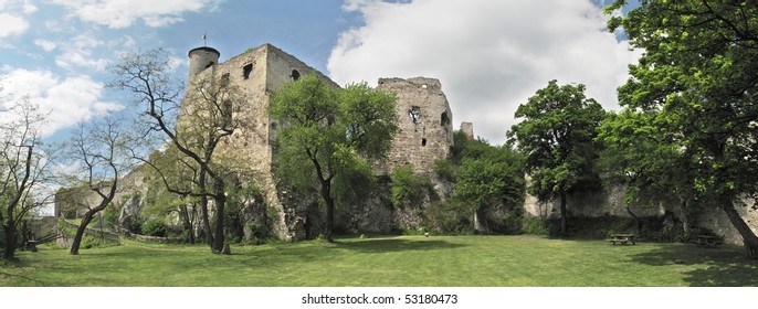 Ruin Castle Falkenstein