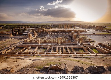 Ruins of the ancient city of Persepolis (aka Takht-e Jamshid), capital of the first Persian Empire founded by Darius I in 518 B.C. and a UNESCO World Heritage Site located in northeast of Shiraz, Iran - Powered by Shutterstock