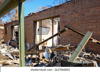 Ruins Of House Destroyed By A Bushfire. Trees And Bushland Burnt During Bushfire In The Adelaide Hills, South Australia In December 2019.