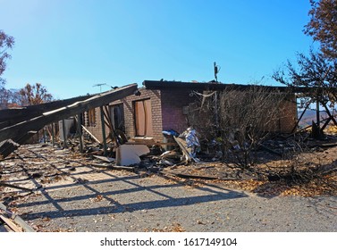 Ruins Of House Destroyed By A Bushfire. Trees And Bushland Burnt During Bushfire In The Adelaide Hills, South Australia In December 2019.