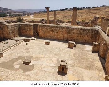 Ruins Of Jerash Or Gerasa, The Ancient Roman City Of The Decapolis. Jordan