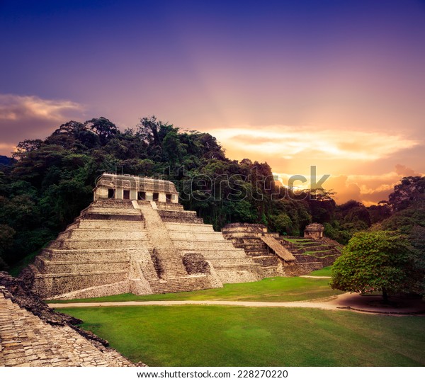 Ruins of\
Palenque, Maya city in Chiapas,\
Mexico