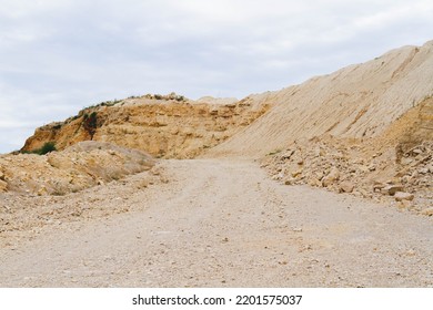 9,137 Clay Quarry Images, Stock Photos & Vectors | Shutterstock