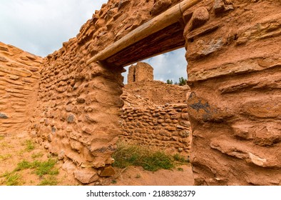 Ruins At The San José De Los Jemez Mission Church, Jemez  Historic Site, Jemez Springs, New Mexico, USA