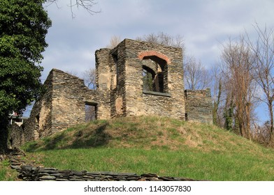 The Ruins Of St. John's Episcopal Church Are One Of The Numerous Historical Landmarks That Hikers Find Along The Appalachian Trail As It Makes Its Way Through The Town Of Harpers Ferry, West Virginia