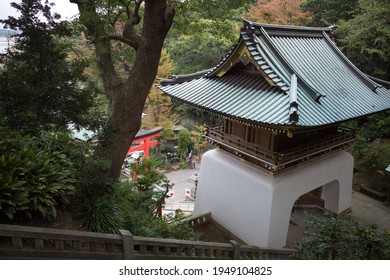 Ruishinmon of Enoshima Shrine in Enoshima