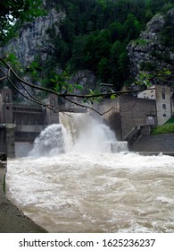 Run Of The River Hydroelectric Power Station