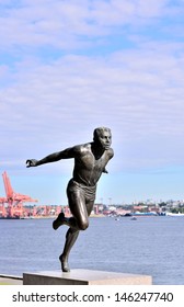 The runner statue in front of Canada Place