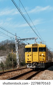 Running Sanyo Main Line train