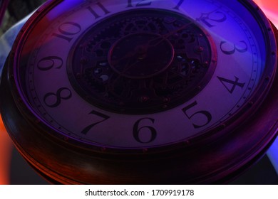 running time on the antique clock