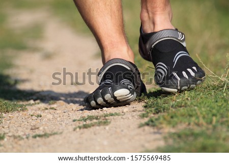 Running with Vibram five fingers