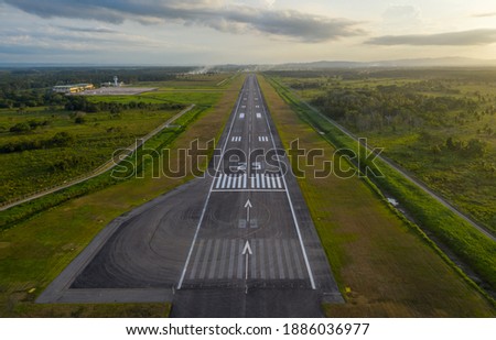 Runway 25 at El Catey Intl Airport