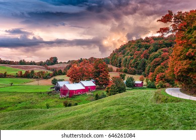 Rural autumn Jenne Farm in Vermont, USA.
