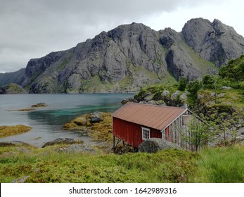 Cabin Mountain Summer Images Stock Photos Vectors Shutterstock