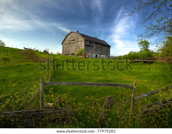 Rural Ontario Farm Scene Old Barn Stock Photo (Edit Now) 77979283