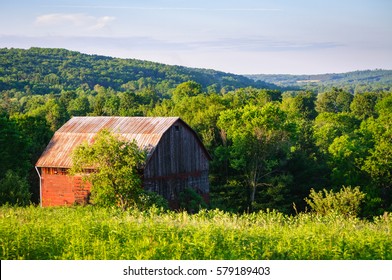 Rural Pennsylvanian Barn 