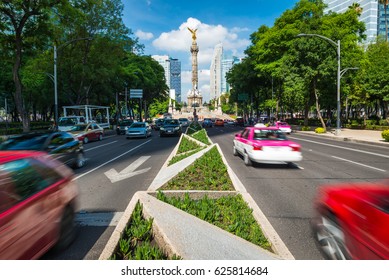 Rush Hour In Mexico City, Looking Toward The Angel Of Independence.