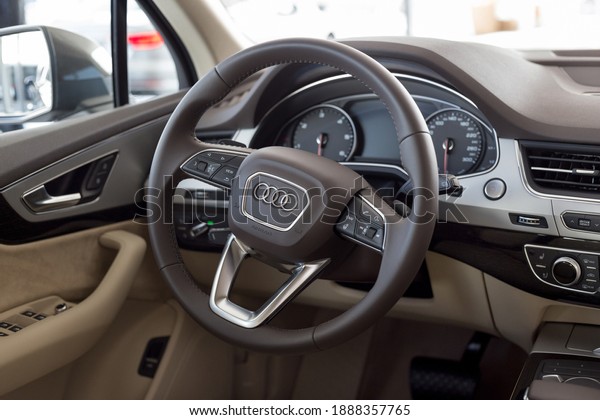 Russia, Izhevsk - September 11, 2019: Audi\
showroom. Interior of new Q7 Quattro in dealer showroom. Volkswagen\
Auto Group.