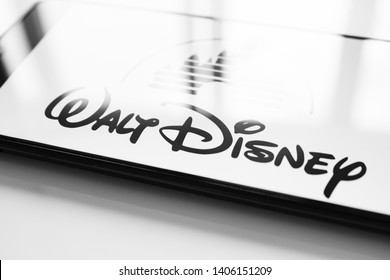 Disney Logo Images Stock Photos Vectors Shutterstock