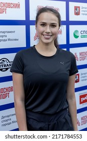 Russia, Moscow, 06.25.2022 Moscow Sports Day In Luzhniki. Alina Zagitova Is A Russian Figure Skater Who Competed In Single Skating On The Press Approach At Moscow Sports Day In Luzhniki.