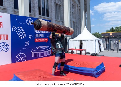 Russia, Moscow, 06.25.2022 Moscow Sports Day In Luzhniki. Weightlifting Competition