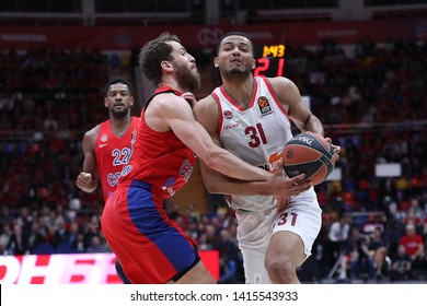 Russia. Moscow. Arena Megasport. April 18, 2019. Sergio Rodriguez & Shavon Shields During The Euroleague Basketball Match 2018/2019 Between CSKA (Russia) & Baskonia (Spain)