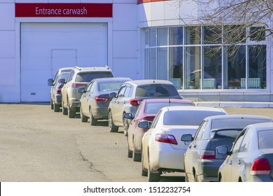 Russia, Naberezhnye Chelny, April 6, 2019: Cars Line Up At The Car Wash Station On A Sunny Day