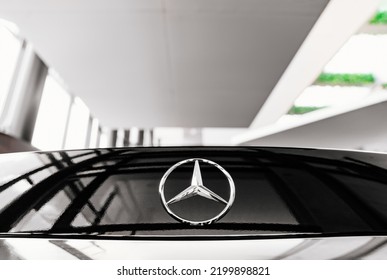 Russia, Rostov-on-Don, 05.07.2022. Rear View. Car Hood With Logo. A Black Mercedes S Class Car. Sale Of Luxury Cars. Leasing And Loan For The Purchase Of A Car. Modern Technologies. 